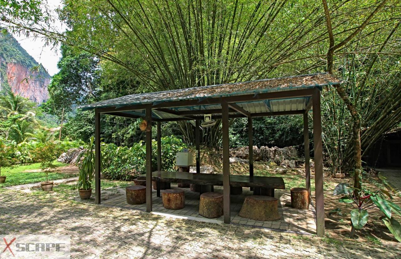 Xscape Tambun Villa Ipoh Kültér fotó
